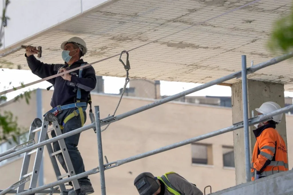 Más accidentes, menos prevención: la brecha en la protección de los mayores de 55 años