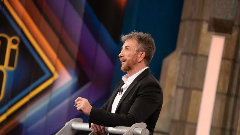 Pablo Motos ilumina 'El hormiguero' con un mensaje urgente