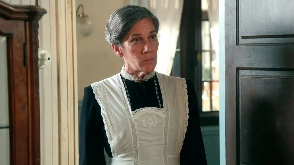 Petra se convierte en una antagonista con doble juego