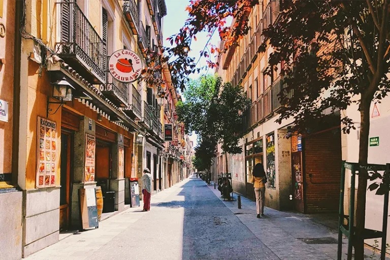 Si estás buscando piso, este mapa de luz solar te ayuda a encontrar un hogar más eficiente