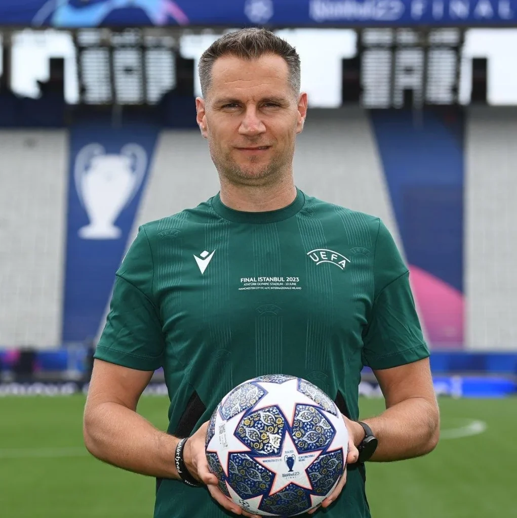 La UEFA manda a la nevera a Tomasz Kwiatkowski. Fuente: UEFA