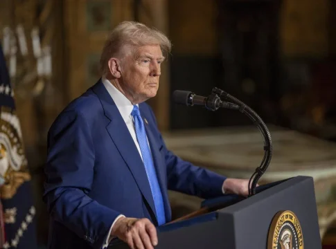 Trump bloquea el desarrollo del dólar digital y refuerza su apoyo a las criptomonedas privadas Trump bloquea el desarrollo del dólar digital y refuerza su apoyo a las criptomonedas privadas