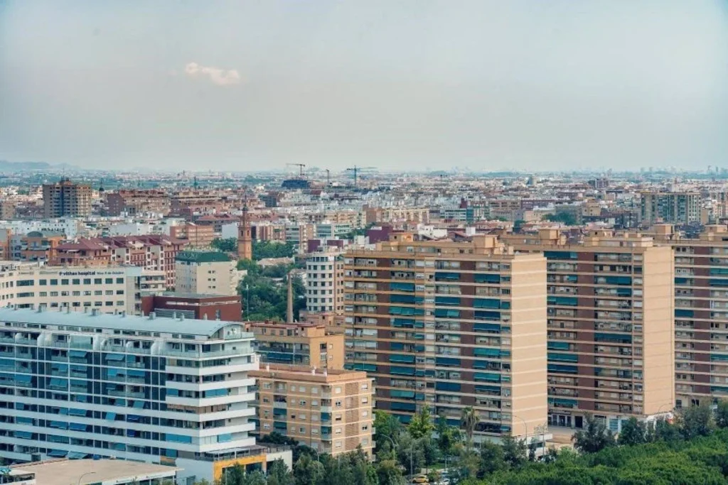 Barcelona, epicentro de la crisis inmobiliaria en Europa 36 Turismo y especulación: los factores que agravan la crisis