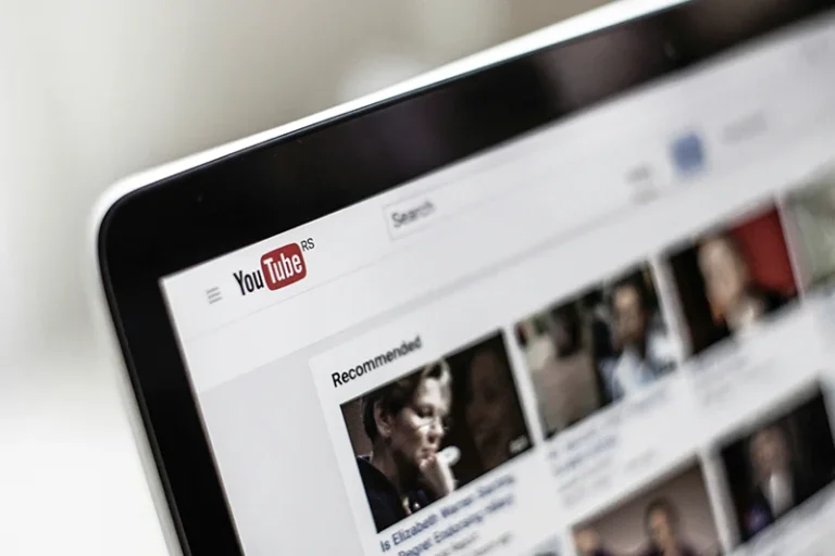 YouTube celebra su vigésimo aniversario cambiando su reproductor para siempre