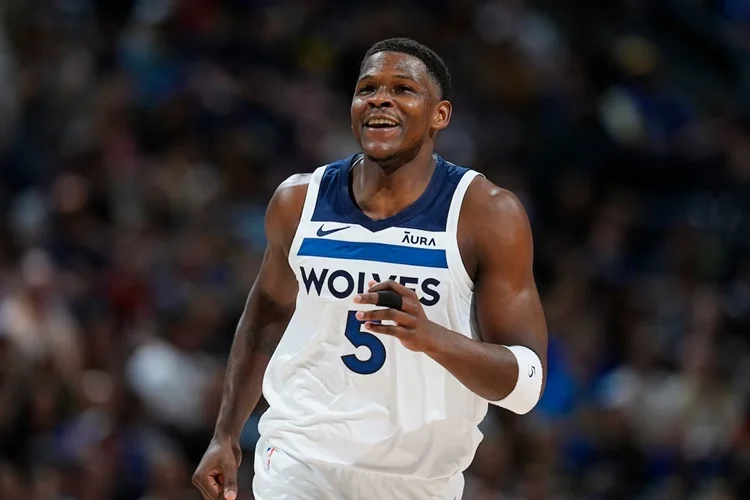 Anthony Edwards Luka Doncic Fuente: AP