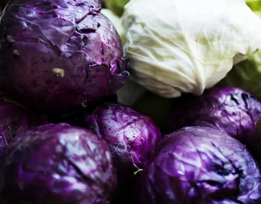 Por céntimos y repleto de antioxidantes: el básico del súper que debes comprar sí o sí 105 DE LA DESPENSA A LA MESA: VERSÁTIL Y DELICIOSA