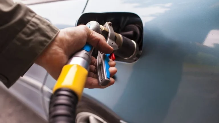 El combustible más barato que la gasolina y diésel que ya están en gasolineras