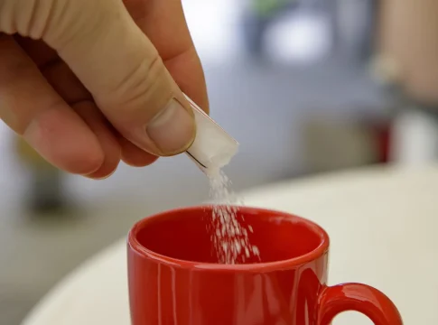 edulcorantes freepik 0000000000 Azúcar sí, edulcorantes no: la confesión de una nutricionista que no se calla