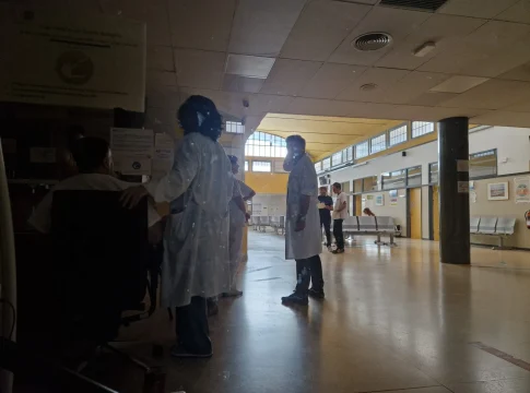 el apagon afecta a los centros de salud y la atencion primaria «Estamos como hace 40 años»: El apagón eléctrico sacude a los centros de salud y a la Atención Primaria