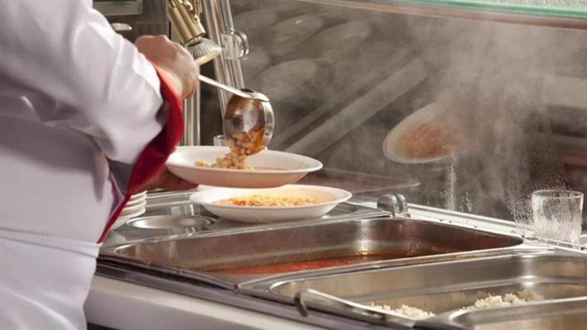 Fechas y cifras de las becas de comedor escolar de la Comunidad de Madrid Fuente: Europa Press Fechas y cifras de las becas de comedor escolar de la Comunidad de Madrid Fuente: Europa Press