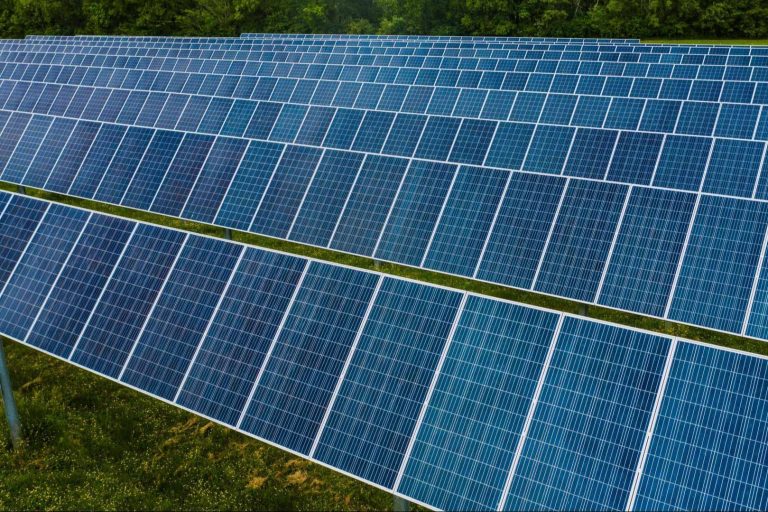 AleaSoft; El mercado ibérico de electricidad marca el precio mínimo horario histórico el 30 de marzo