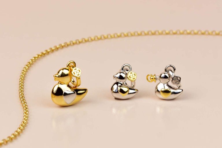 El Colgante de Patitos; El fenómeno viral de Customima que emociona este Día de la Madre