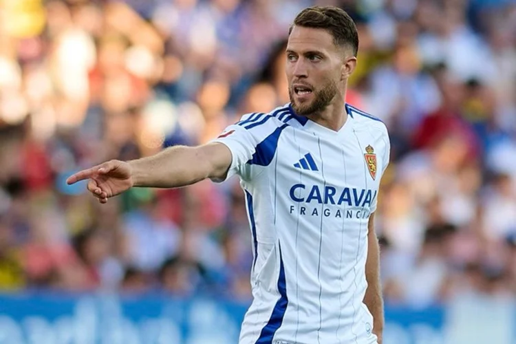 Iván Calero Real Zaragoza Gabi Fuente: Real Zaragoza