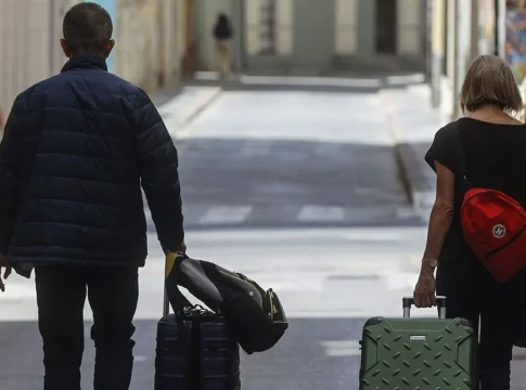 turistas españoles madrid estados unidos Los turistas españoles rechazan la Estados Unidos de Trump y abrazan Madrid