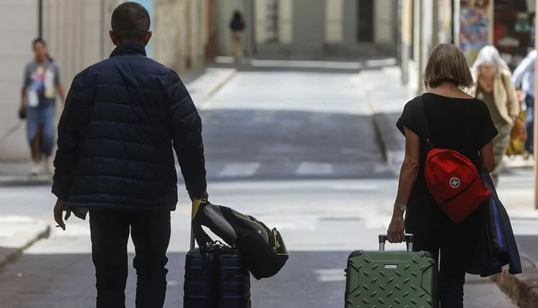 Los turistas españoles rechazan la Estados Unidos de Trump y abrazan Madrid