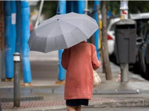 La AEMET advierte de un cambio en el tiempo en la Península y Baleares La AEMET advierte de un cambio en el tiempo en la Península y Baleares