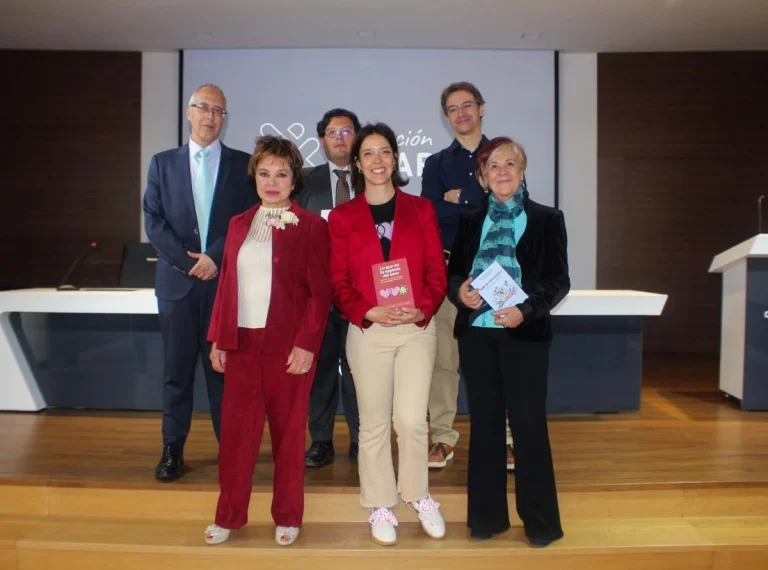 La Fundación Cofares cierra con éxito su II Feria del Libro en clave farmacéutica