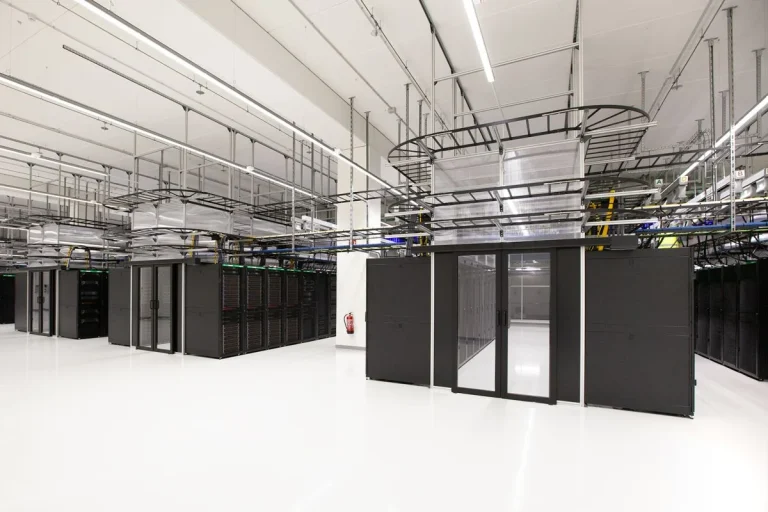 MERLIN Edged inaugura su data center de Barcelona con una alianza con CoreWeave