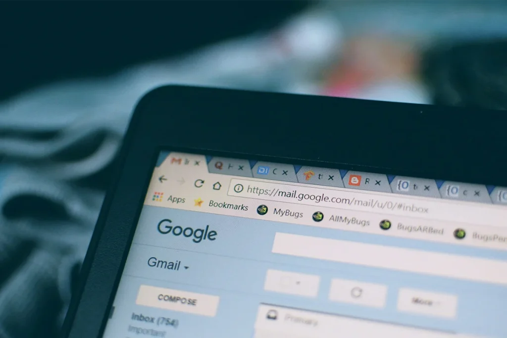 ¿Usas Google Chrome? Tienes 13 días para actualizarlo o tendrás que dejar de utilizarlo 43 CÓMO PROTEGERSE DE ESTA VULNERABILIDAD DE GOOGLE CHROME