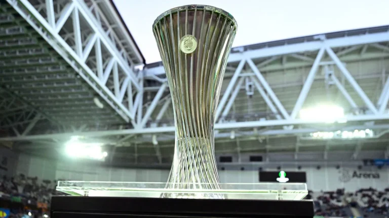 Horario y dónde ver la final de la Conference League en TV: Betis - Chelsea