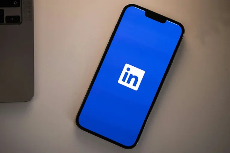 El nuevo algoritmo de LinkedIn 2026 ha hundido el alcance orgánico: así lo recuperas