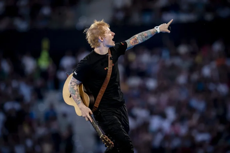 Ed Sheeran rompe el silencio tras la expulsión de Macklemore de su gira: admite errores y señala Gaza