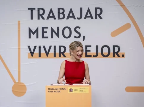 Fechas, oportunidades y quejas de la reducción de semana laboral de 37,5 horas Fechas, oportunidades y quejas de la reducción de semana laboral de 37,5 horas