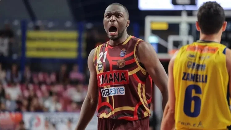 Ibaka ya tiene sustituto en el Real Madrid 1 Kabengele Real Madrid Chus Mateo Fuente: Venezia
