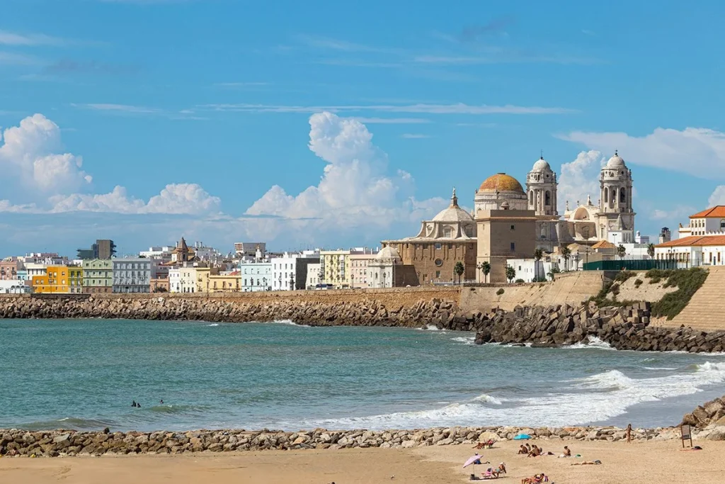 LA CIUDAD ESPAÑOLA QUE ESTÁ EN ALTO RIESGO POR TSUNAMI