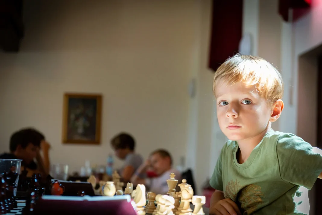 LA INFLUENCIA DEL COEFICIENTE INTELECTUAL DE LA MADRE SOBRE LA INTELIGENCIA