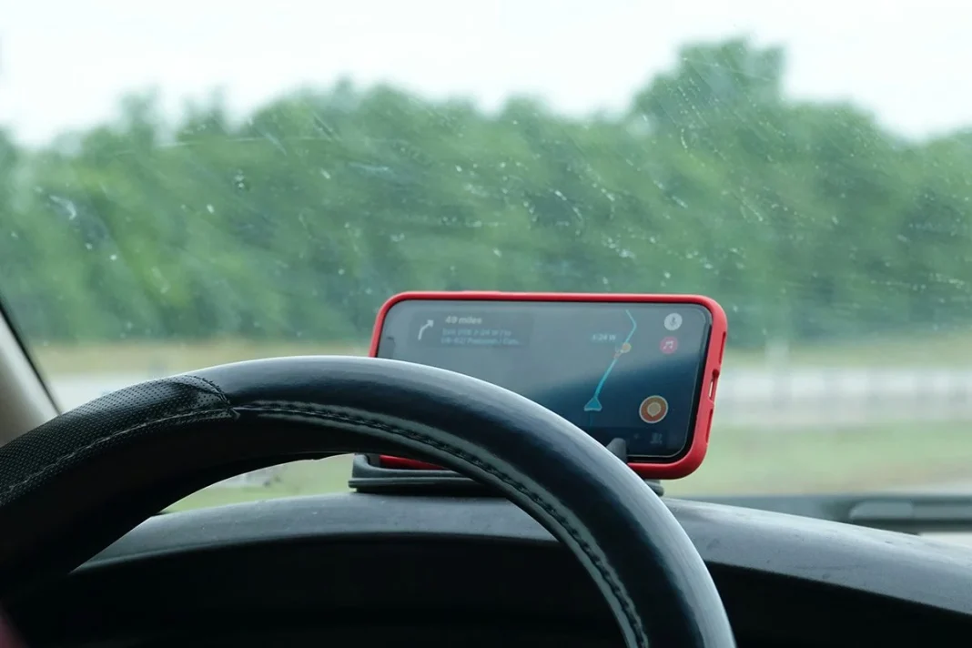 LOS ESTAFADORES SE APROVECHAN DE WAZE