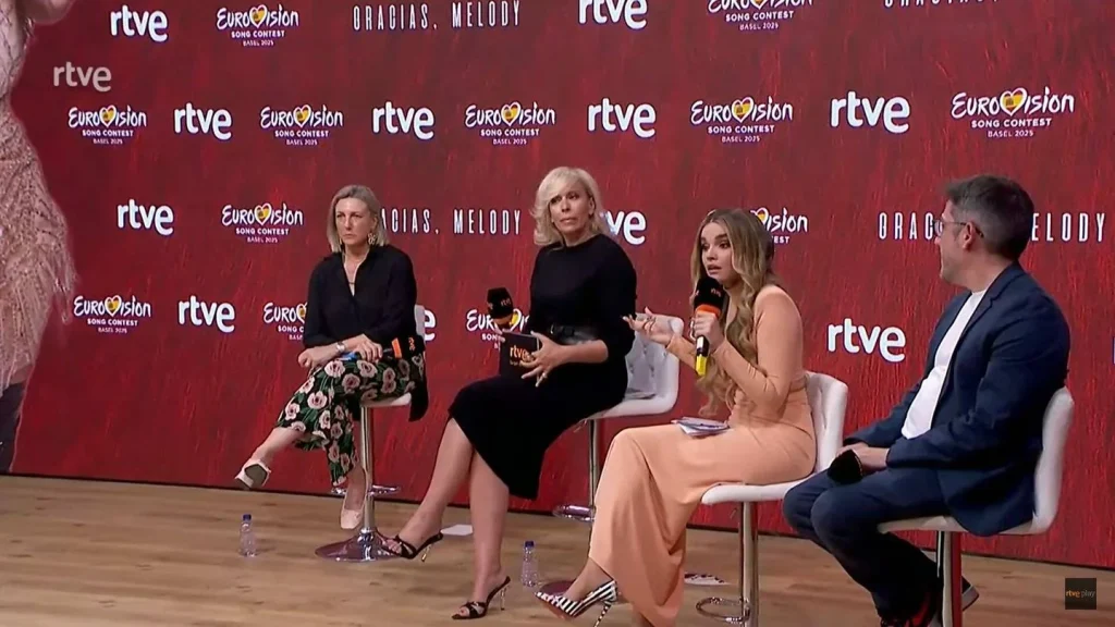 La crítica a los medios y el golpe a Broncano