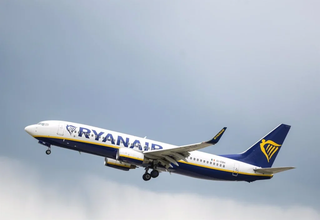 La respuesta de Ryanair: presión y retirada de rutas