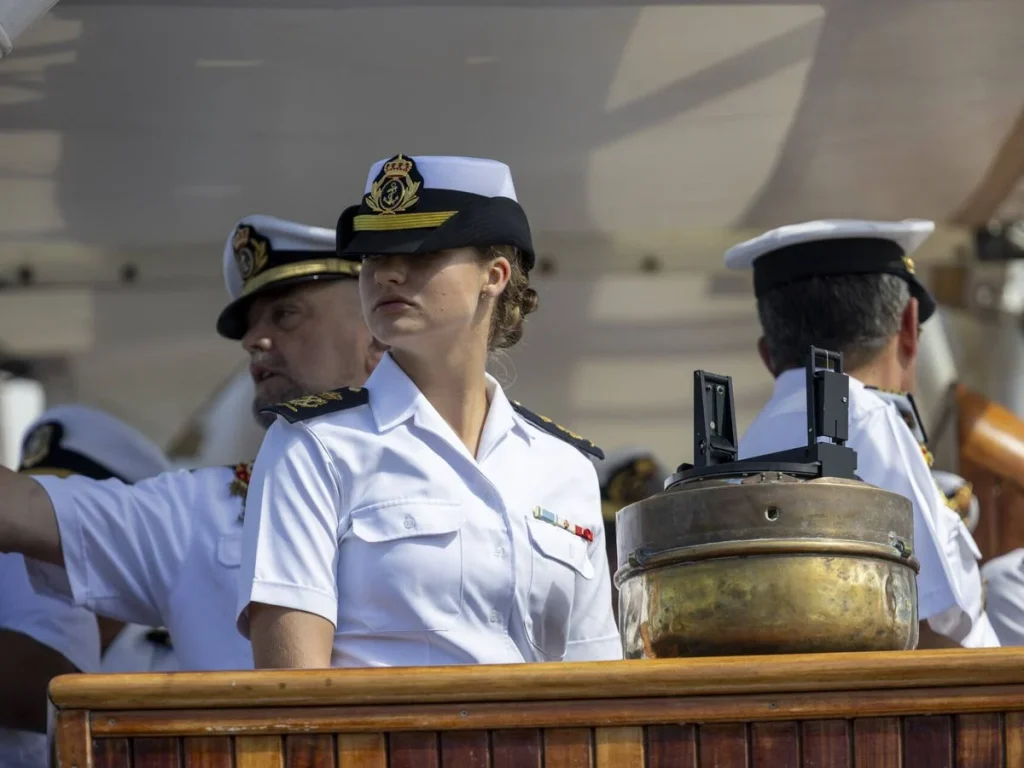 Leonor y la fiesta en Santo Domingo: Un itinerario formativo con altibajos