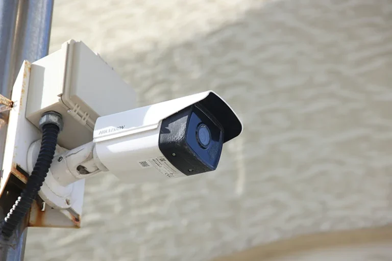 Los expertos en ciberseguridad alertan de las cámaras de seguridad del hogar: Pueden estar espiándote si no haces esto