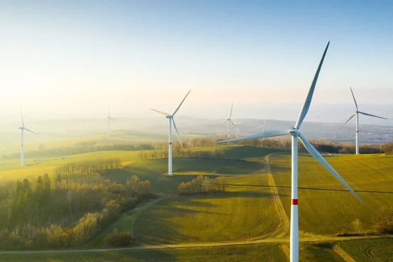 Más allá de la energía eólica o solar: Descubren la fuente de energía limpia del futuro