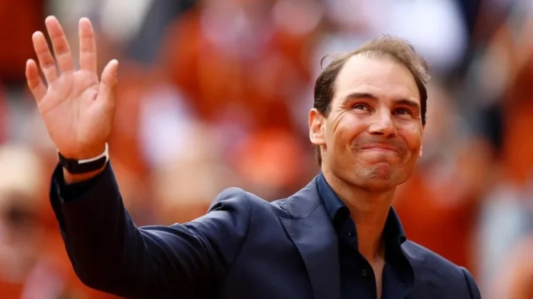 Rajada histórica de Rafa Nadal tras su emotiva despedida de Roland Garros