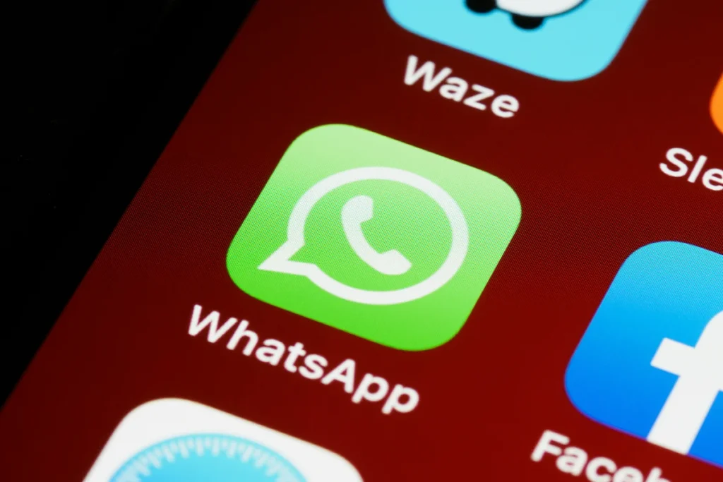SALUDA PARA UNIRTE A LOS CHATS DE AUDIO DE WHATSAPP