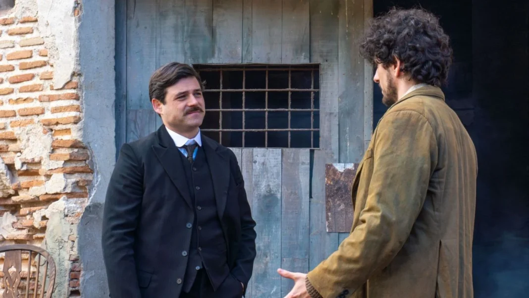 Toño regresa con una bomba de relojería y las tensiones en el servicio también crecen 