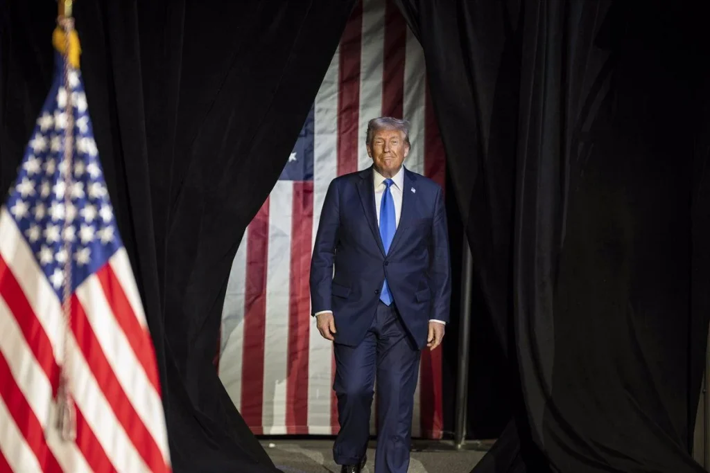 Trump y la nostalgia por la “mano dura”: entre el simbolismo y la estrategia política