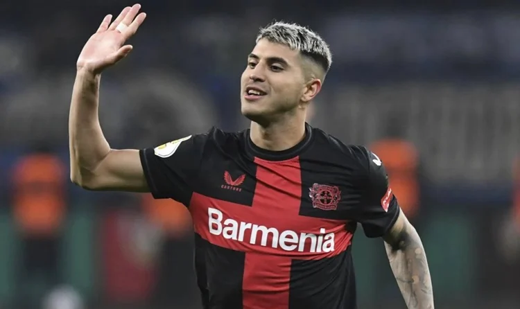 Exequiel Palacios Xabi Alonso Real Madrid Modic Fuente: AP