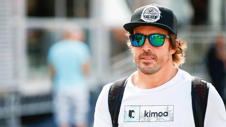 Fernando Alonso caída Kimoa Fuente: AP