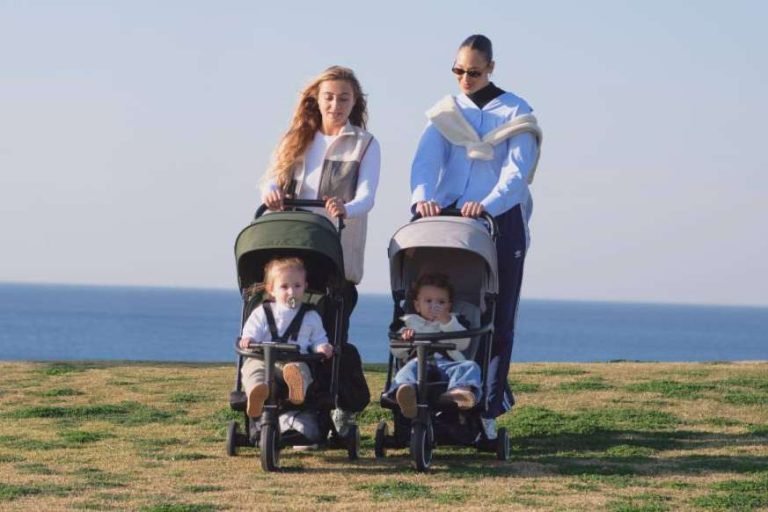 Traveler, el cochecito de bebé ideal para viajar en avión