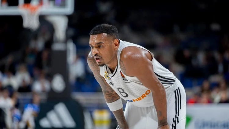 Fichaje de Theo Maledon por el Real Madrid crea efecto dominó demoledor: se van 1 Mayes Real Madrid Theo Maledon Fuente: RealMadrid