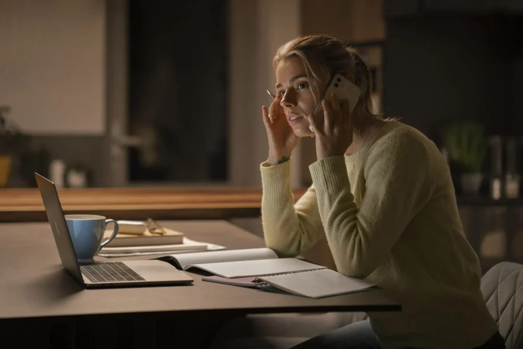 TOMA DE DECISIONES: CUANDO TU CEREBRO JUEGA EN TU CONTRA