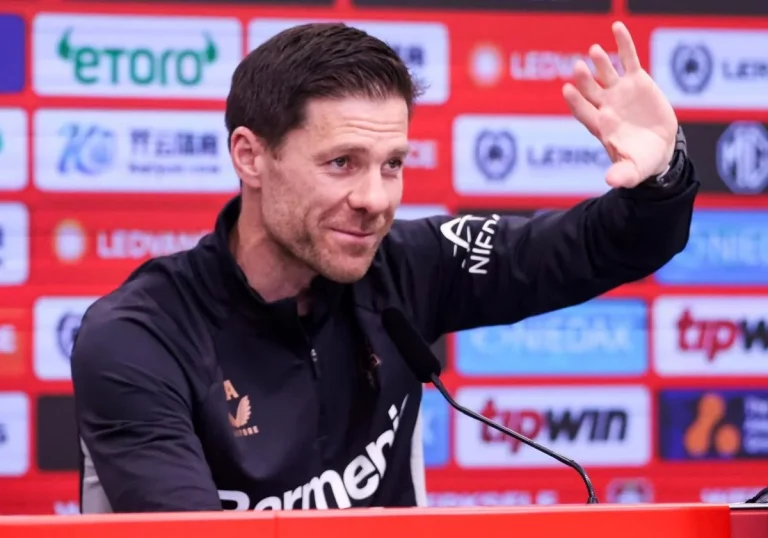 Xabi Alonso se pone serio con los fichajes: quiere a un centrocampista de 100 millones