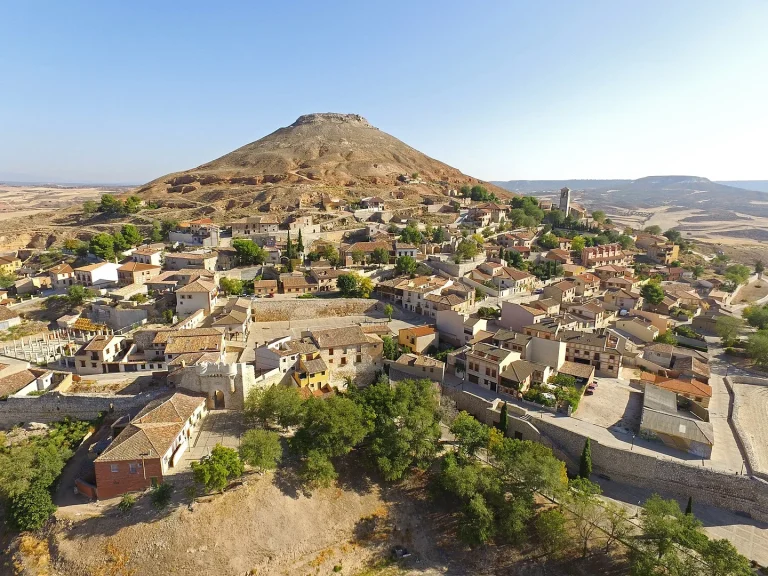 La escapada perfecta desde Madrid: menos de dos horas y un destino medieval que parece salido de Game of Thrones