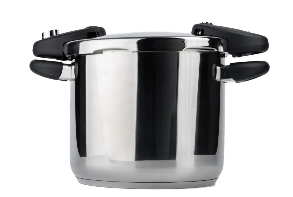 LA OLLA A PRESIÓN, TU ALIADA SECRETA CON UN AS BAJO LA MANGA