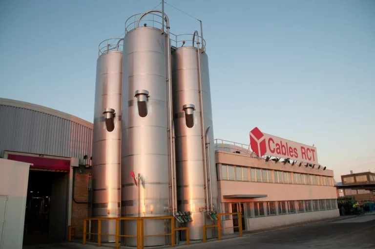 Nexans continúa ampliando su portafolio en electrificación con la adquisición de Cables RCT en España