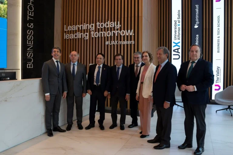 La Universidad Alfonso X el Sabio anticipa las nuevas profesiones y habilidades que demandarán las empresas